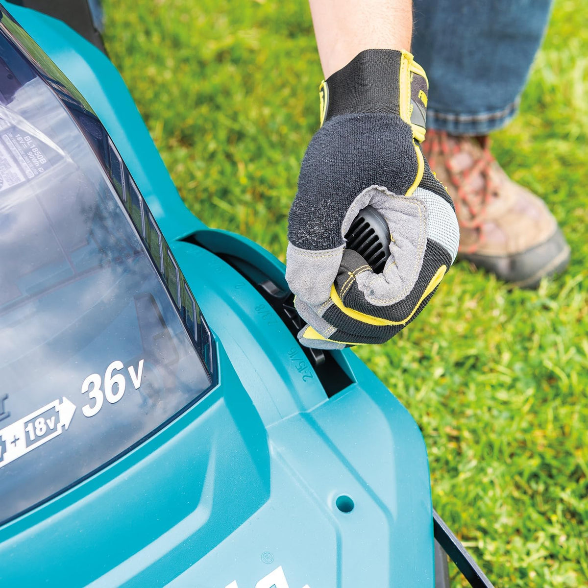 2026 Makita DLM432Z Akku-Rasenmäher 2x18 V (ohne Akku, ohne Ladegerät)