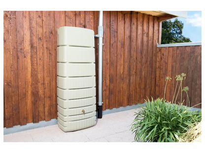 2026 4rain Regentonne »SLIM«, 650 Liter Volumen, inklusive Auslaufhahn und Windsicherung