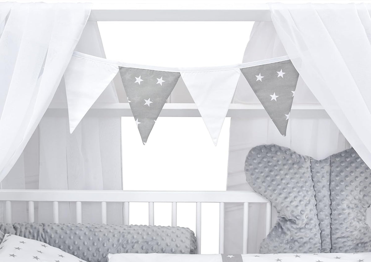 2026 Baby Delux Babybett Komplett Set Hausbett 60x120 cm weiß Schublade Rausfallschutz Kinderbett Matratze Bettwäsche Deko Set (Prince Stars)