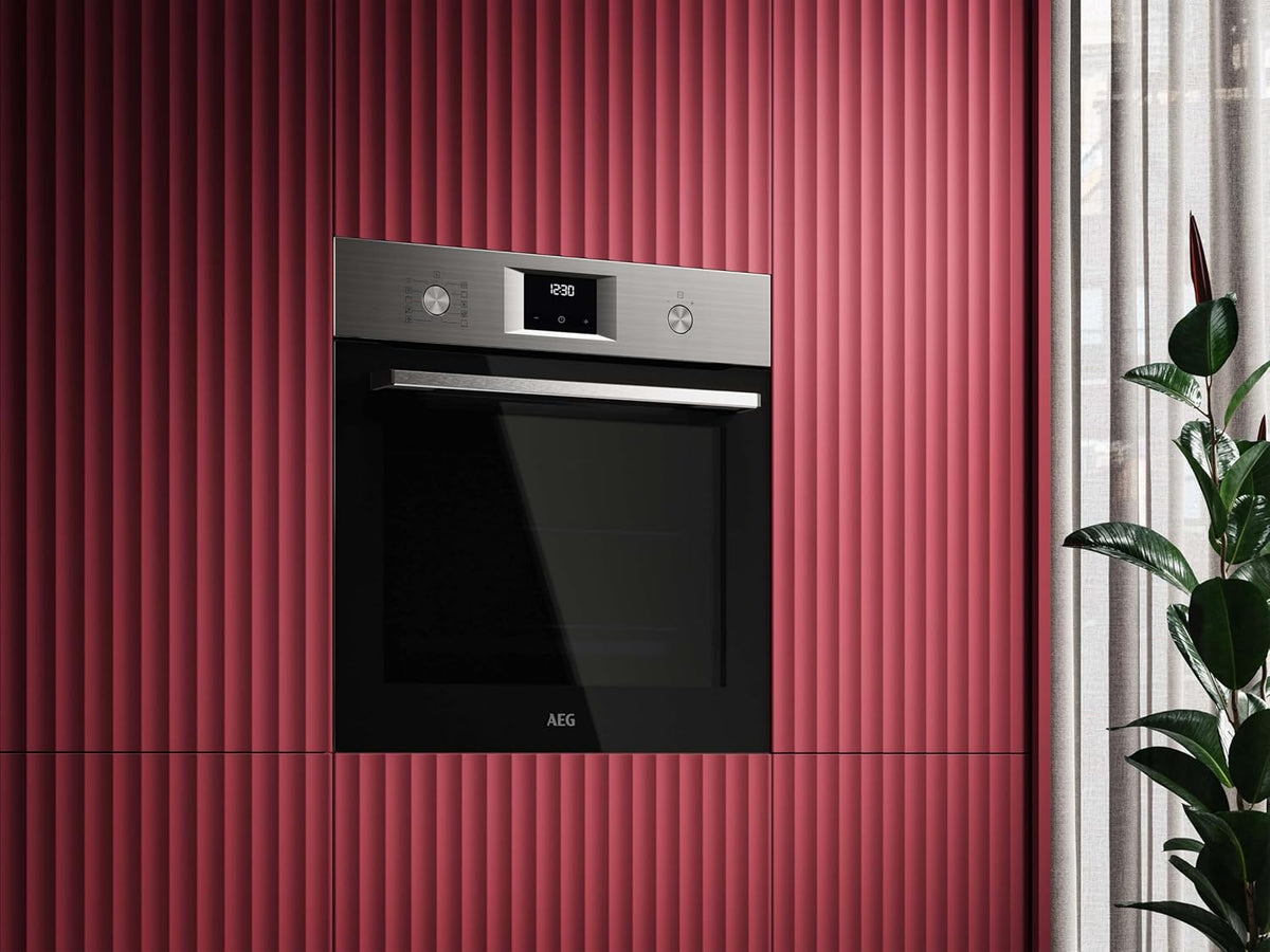2026 AEG Einbaubackofen – Serie 5 Ringheißluft: Gleichmäßige Garergebnisse auf 3 Ebenen – Pyrolyse Selbstreinigung – 25 Automatikprogramme – LED-Touchdisplay – Schnellaufheizung – Schwarz – BPE53516AB