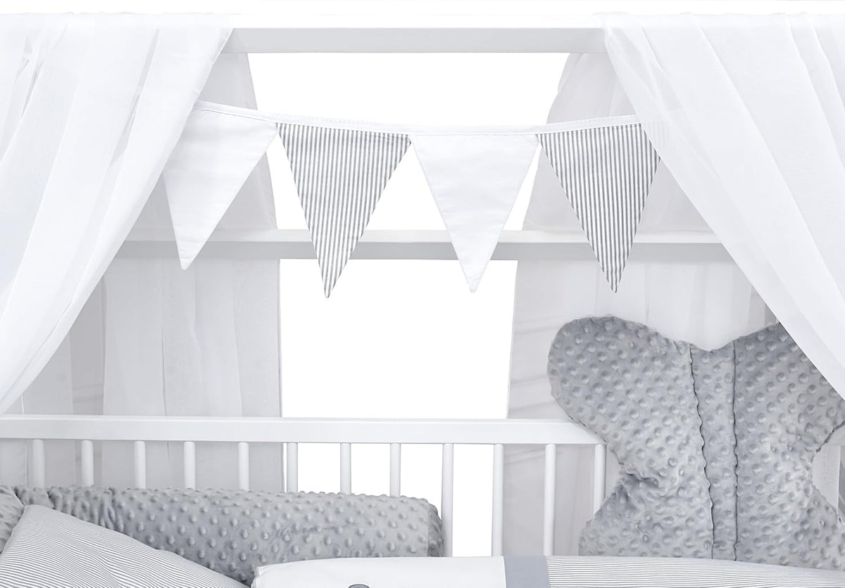 2026 Baby Delux Babybett Komplett Set Hausbett 60x120 cm weiß Schublade Rausfallschutz Kinderbett Matratze Bettwäsche Deko Set (Prince Stars)