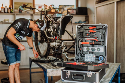 2026 KANWOD Werkzeugkoffer gefüllt 1500-teilig - Werkzeug Set in robustem Aluminiumkoffer - Werkzeugkasten mit Tragegriff und Rollen - komplettes Werkzeugset ideal für Garage, Haushalt, Hobby & KFZ